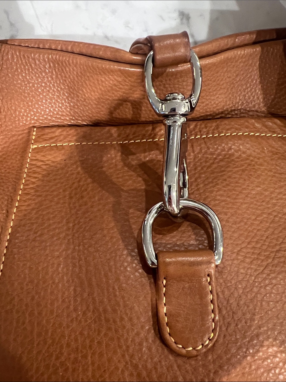 Dooney & Bourke Genuine Leather Annalisa Lock Sac Camel Handbag - Picture 3 of 10